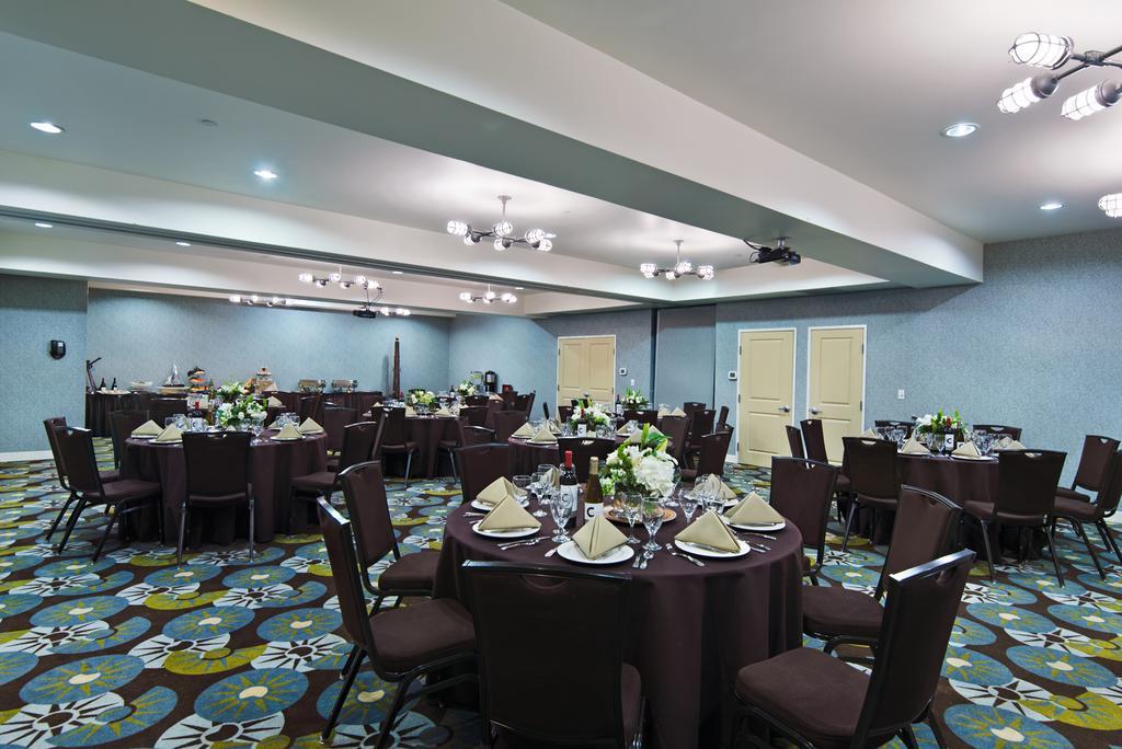 Oxford Suites Silverdale Extérieur photo