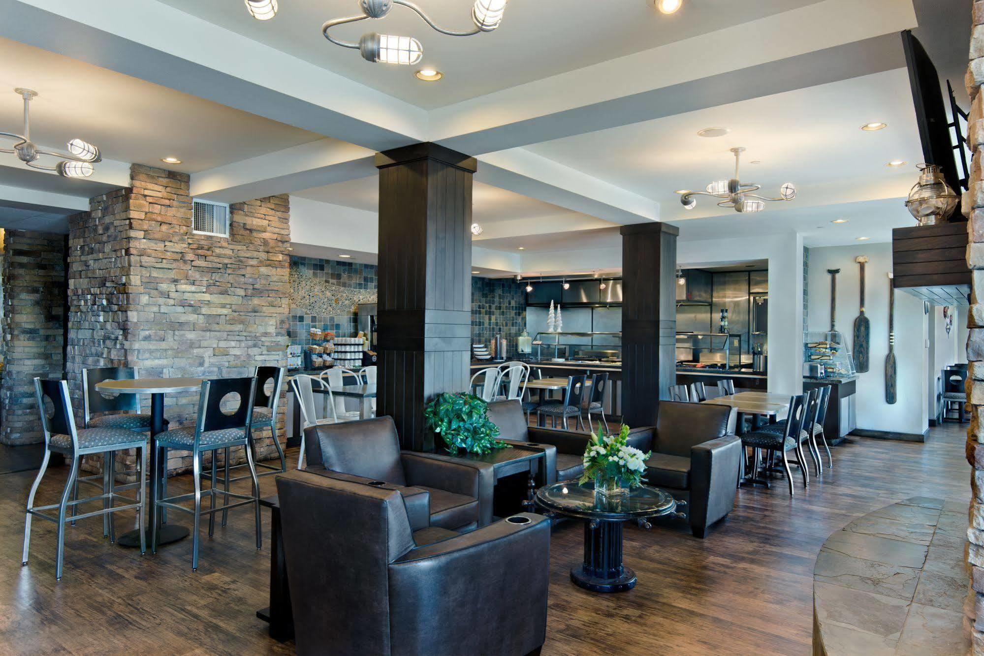 Oxford Suites Silverdale Extérieur photo