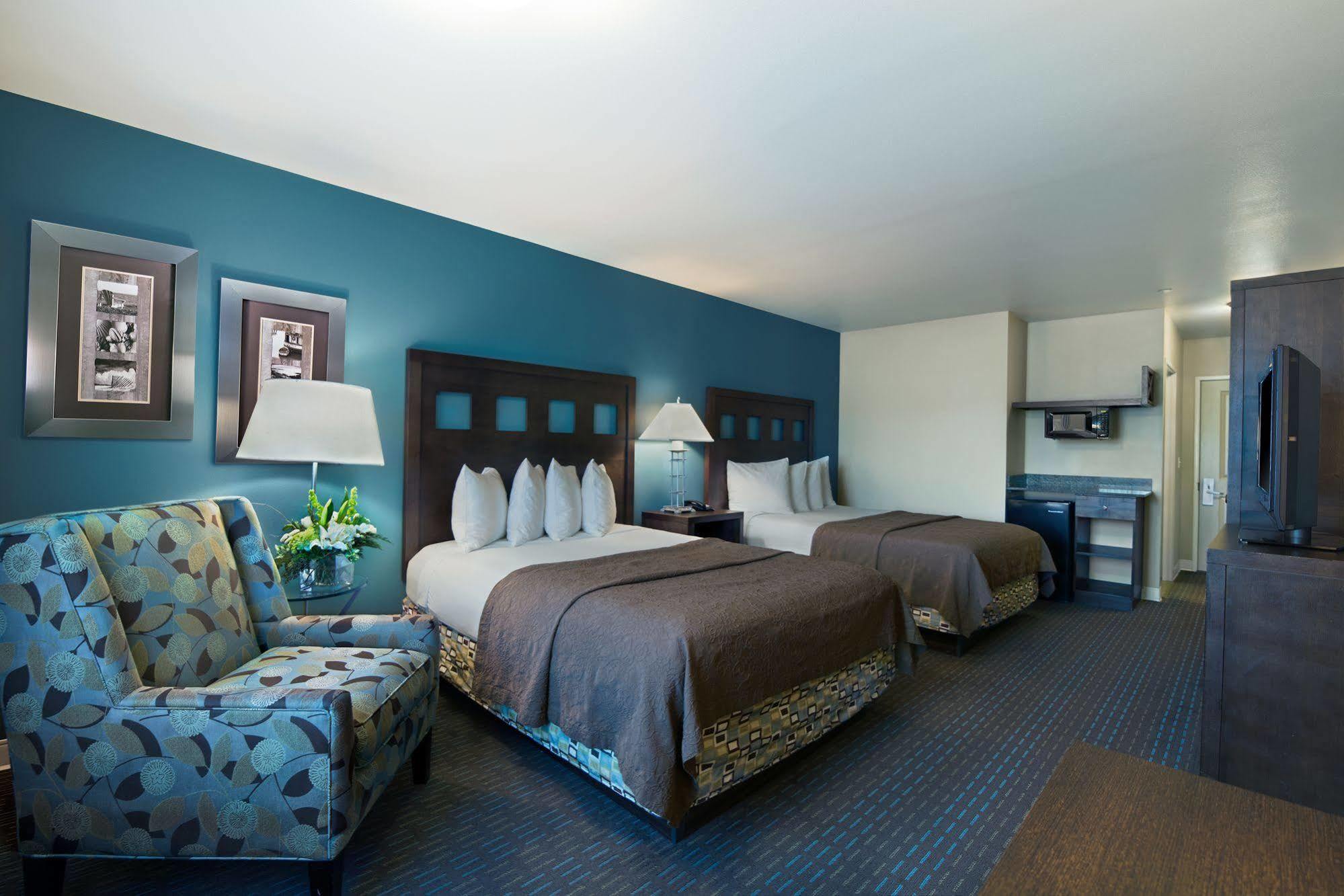 Oxford Suites Silverdale Extérieur photo