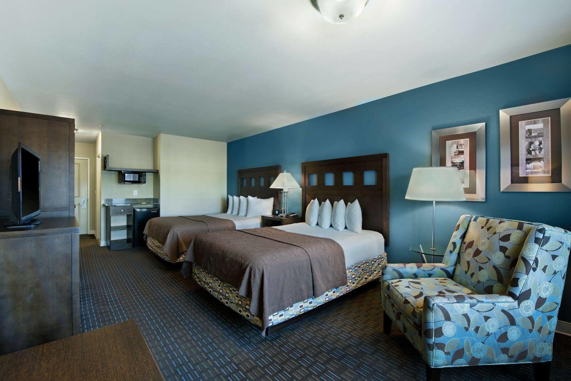 Oxford Suites Silverdale Extérieur photo